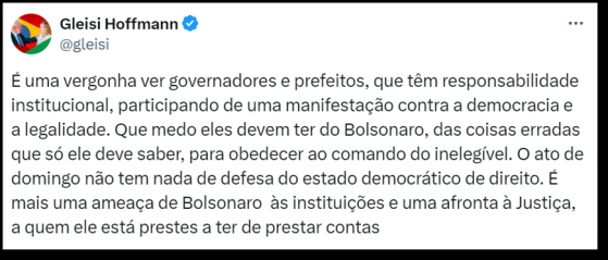 É uma vergonha políticos irem a ato pró-Bolsonaro, diz Gleisi