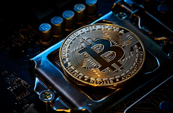 Mineração de Bitcoin torna-se mais lucrativa após queda da dificuldade