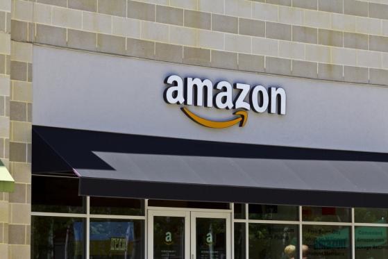 Amazon trabalha em IA para pagar compras com a palma da mão; veja vídeo