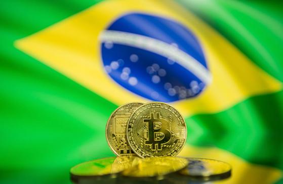 Câmara divulga versão final do PL que regulamenta criptomoedas no Brasil