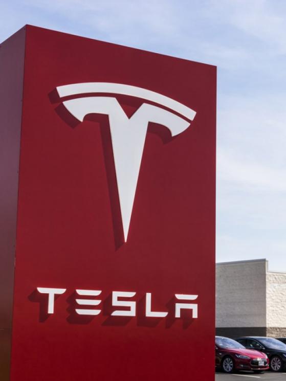 Elon Musk quis fundir Tesla e OpenAI, mas Sam Altman vetou